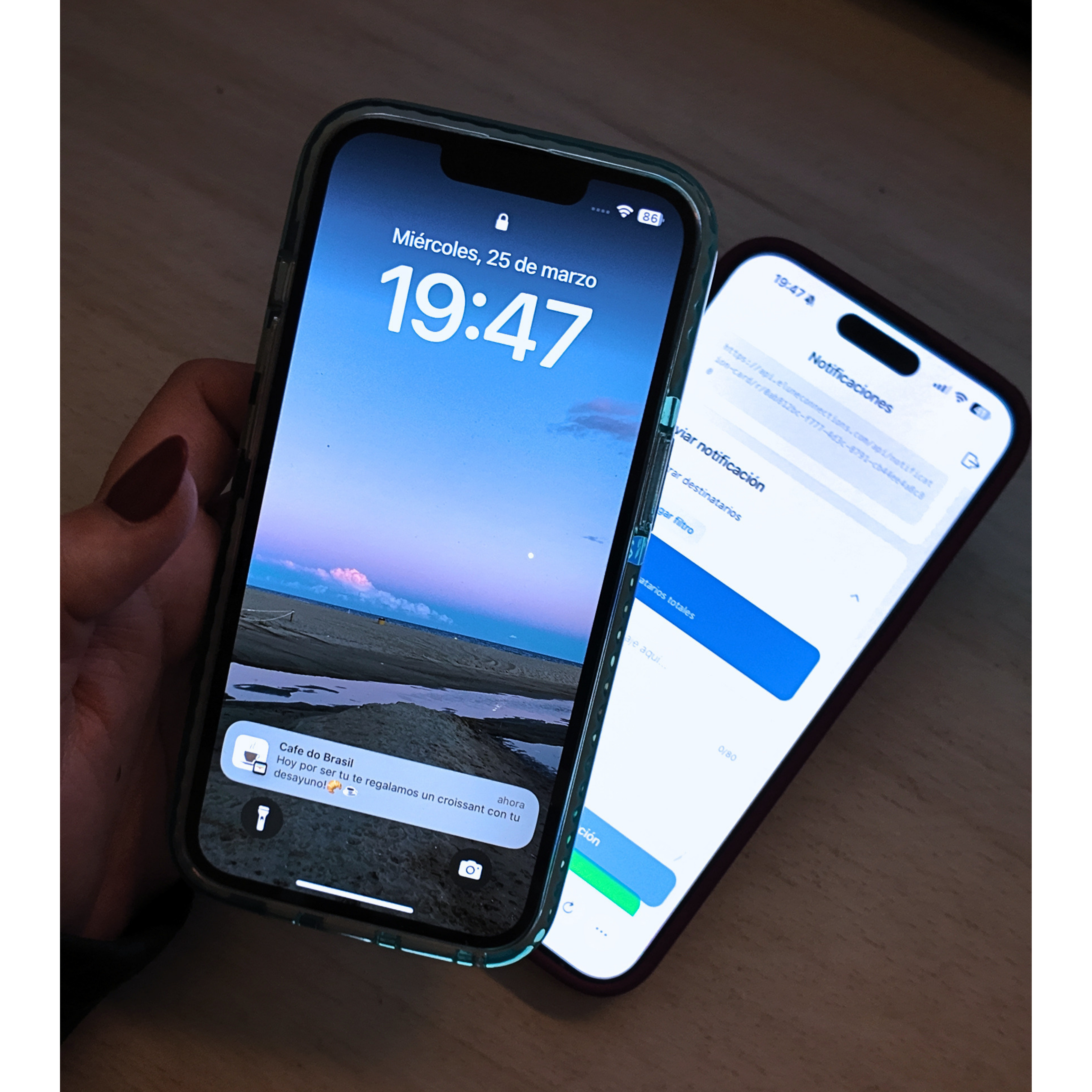 Paso 3: Tu cliente recibe la notificación en la pantalla de bloqueo